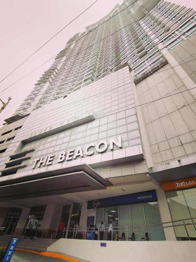 The Beacon Makati Staycation Suites Манила Экстерьер фото